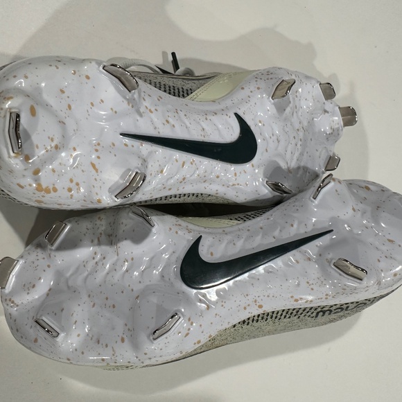 Nike Hyperdiamond 4 Pro MCS‎ Womens Softball Cleats - Size 6.5 NEW, No box. - Picture 4 of 11